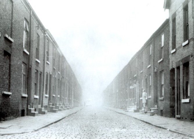 James Hodkinson (1841 -1881). 1960s photograph of Union Street, Hillgate, Stockport.